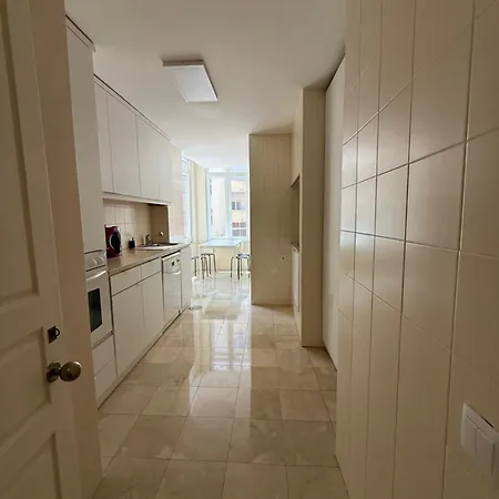 منزل للإقامة Gigi's Tv Kitchen Bathroom Center