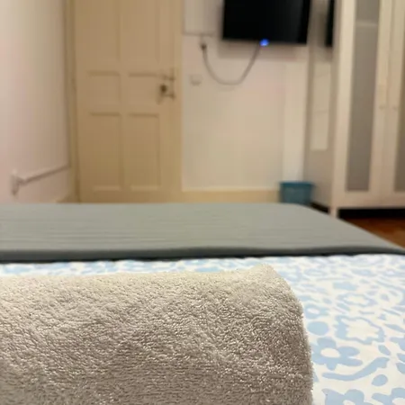 Gigi's Tv Kitchen Bathroom Center منزل للإقامة Lisboa