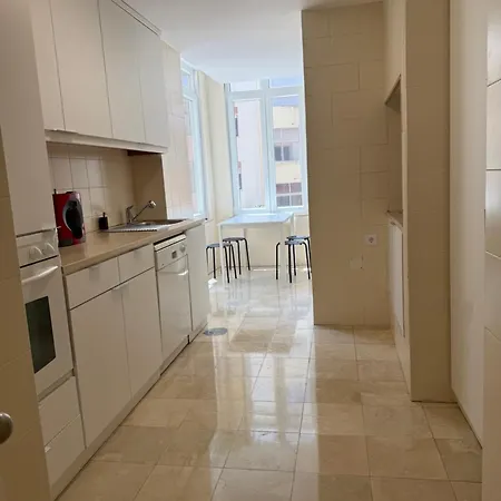 Gigi's Tv Kitchen Bathroom Center منزل للإقامة *